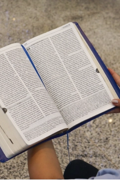 Bíblia Luxo Azul - Letra grande 6ª Edição Produto Bíblia Luxo Azul - Letra grande 6ª Edição